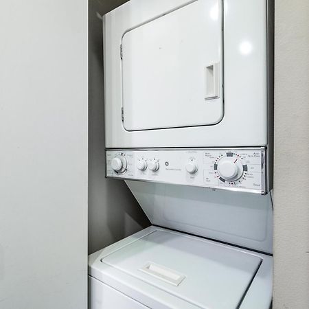 Belltown Court III Apartment Seattle Room photo