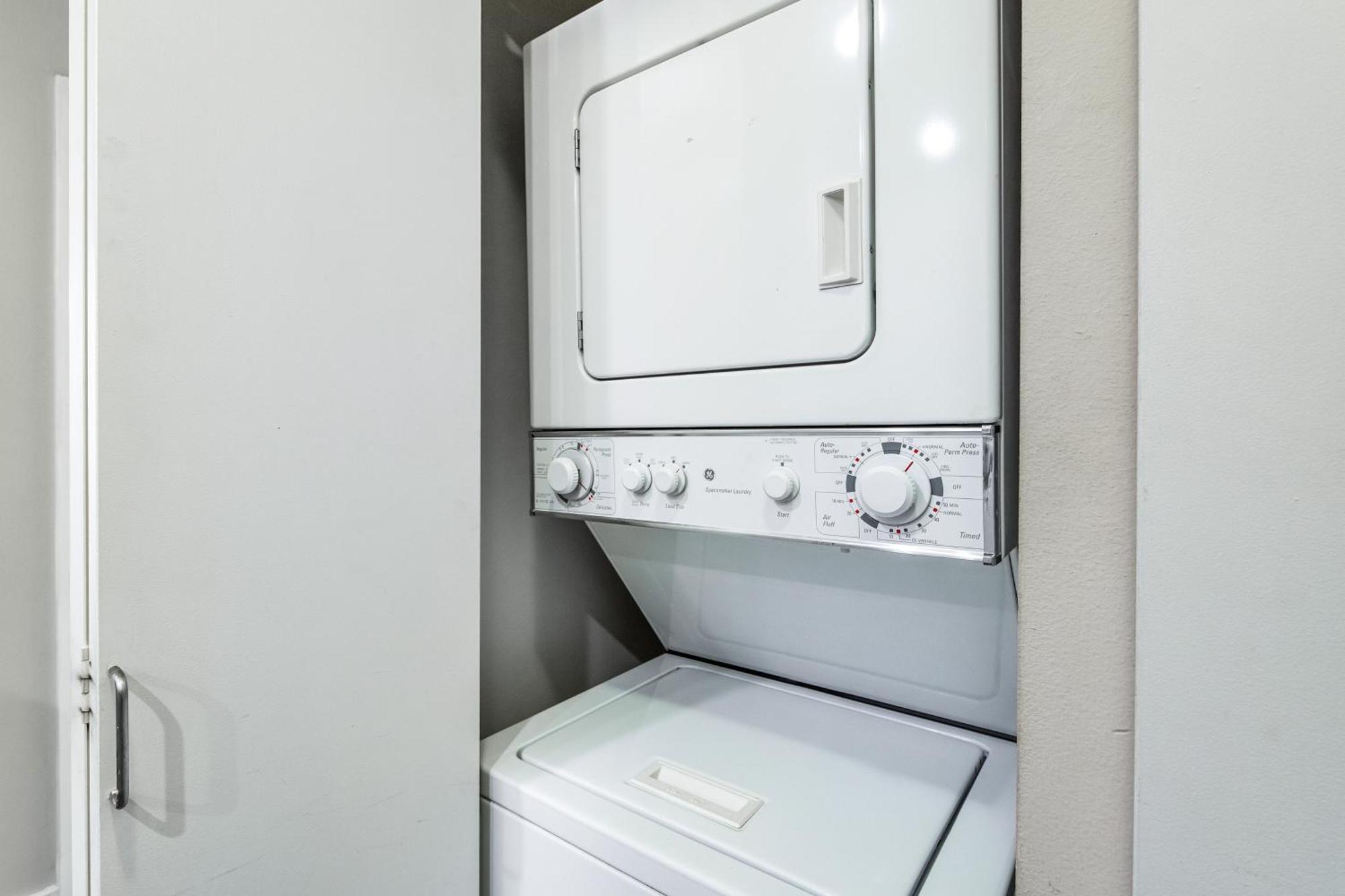 Belltown Court III Apartment Seattle Room photo
